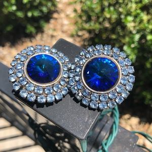 BEAUTIFUL VINTAGE BLUE CHRYSTAL CLIP ON EARRINGS 🤩👍👍💕🎉🎉⭐️⭐️⭐️⭐️⭐️
